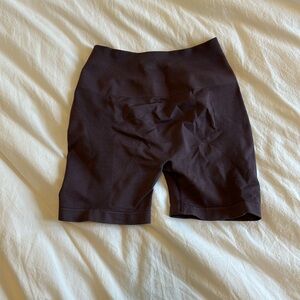 Gym booty scrunch shorts